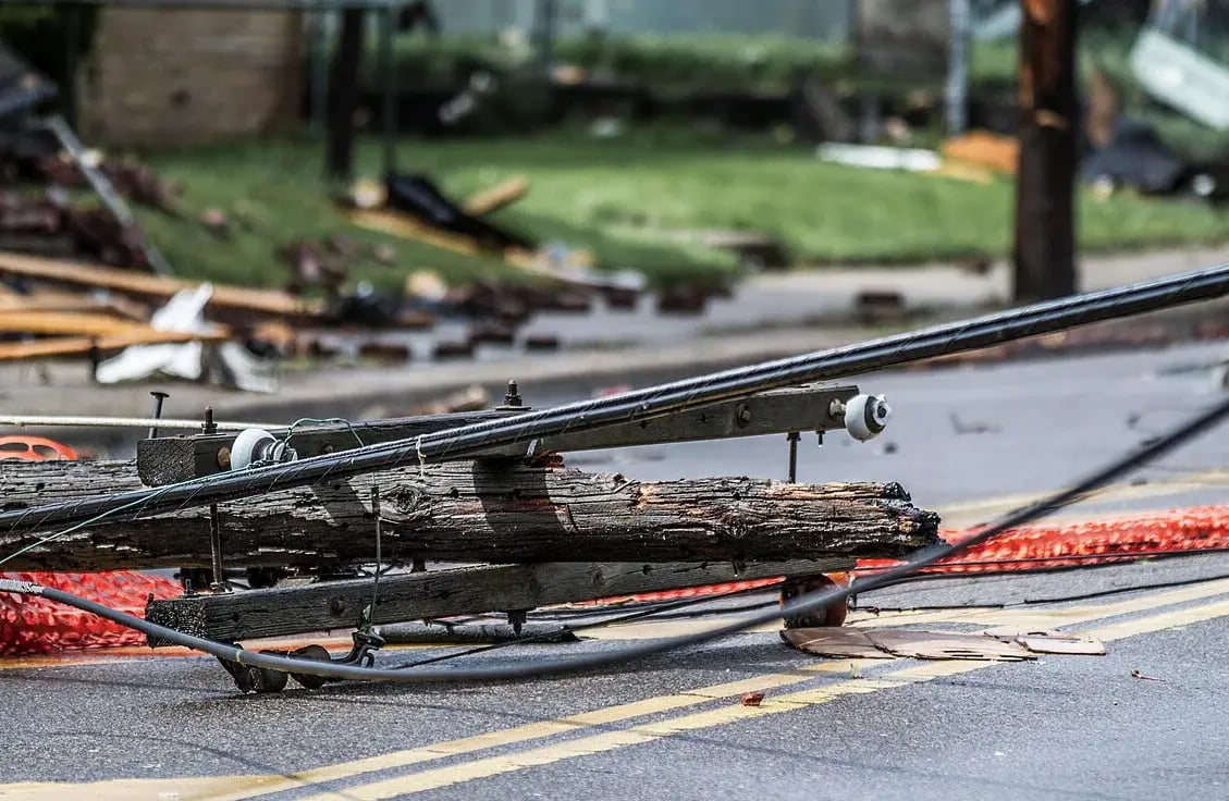 power line_fall